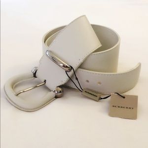 Burberry adjustable logo bucket belt ✨NWT✨- MedIum